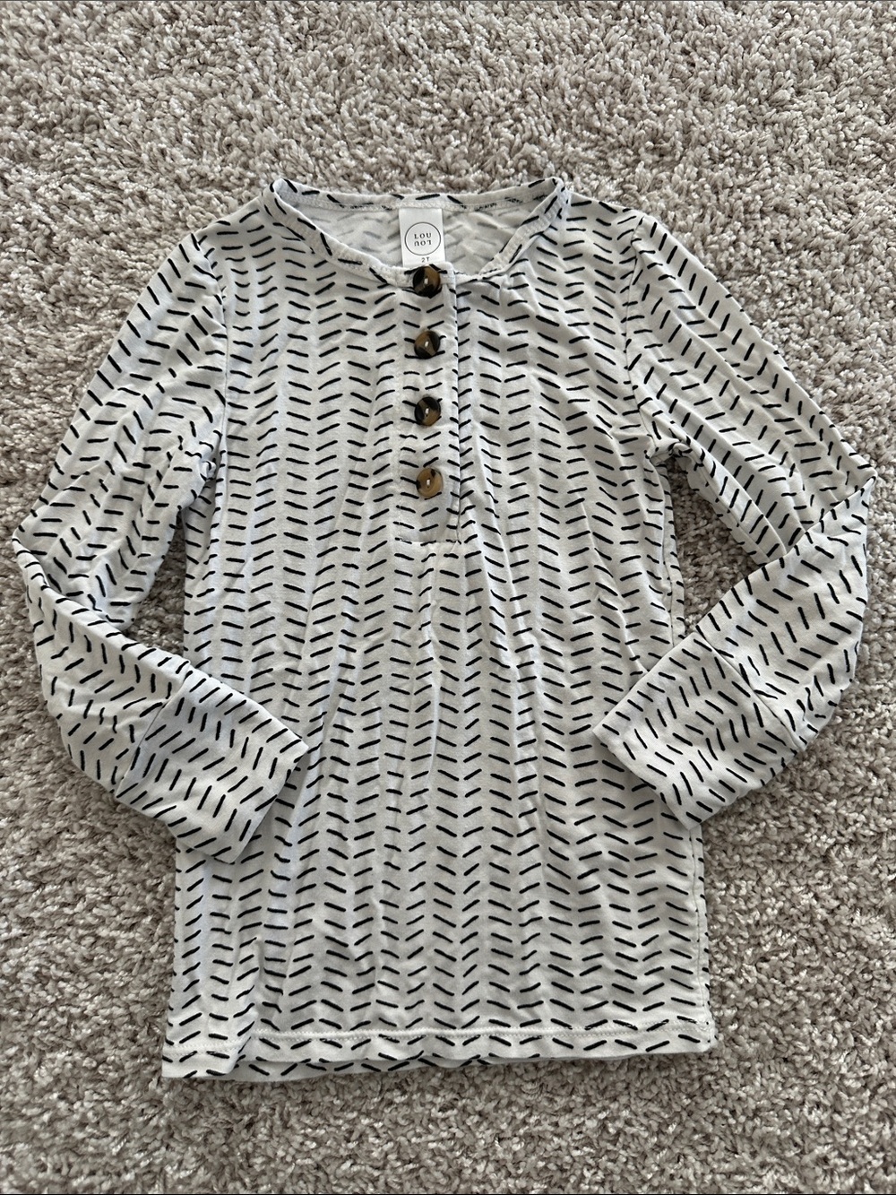 Lou Lou & Company Top and Bottom Bundle 2T - Picture 12 of 15